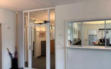 Office - image - 3