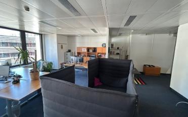 Bureau - image - 8