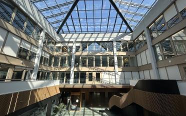 Bureau - image - 2
