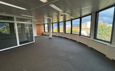 Bureau - image - 4