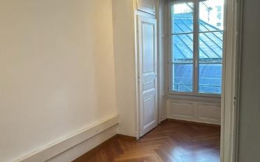 Bureau - image - 4