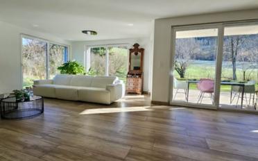 Maison contiguë 9 pièces - image - 4