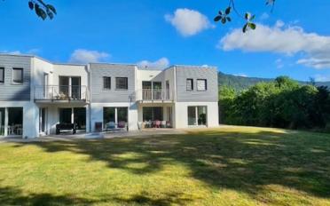Maison contiguë 9 pièces - image - 1