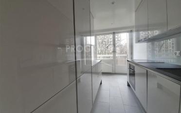 Apartment 4 rooms - image - 3