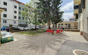Residential building - image - 3