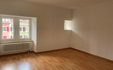 Apartment 4 rooms - image - 3
