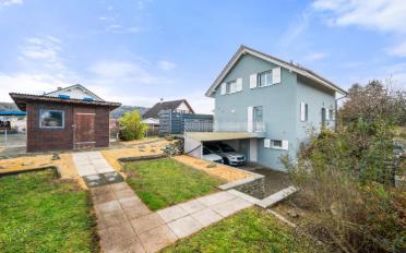 Einfamilienhaus 5.5 Zimmer - image - 1