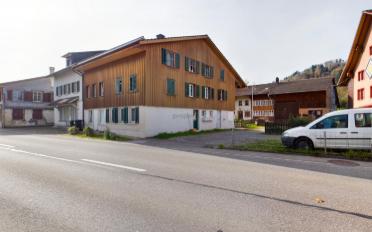 Residential building 13 rooms - image - 2