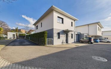 Single house 8 rooms - image - 1