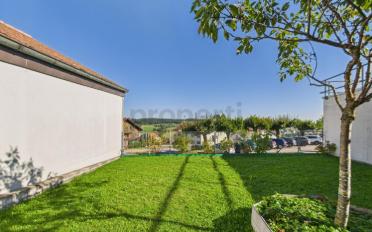 Reihenfamilienhaus 7.5 Zimmer - image - 1