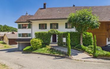 Farm house 9 rooms - image - 1