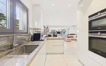 Einfamilienhaus 8.5 Zimmer - image - 6