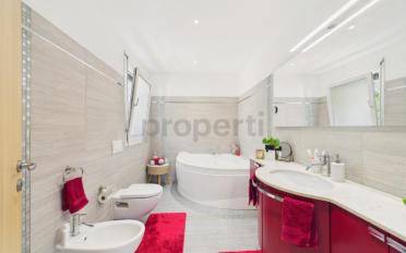 Maison 6.5 pièces - image - 9