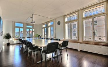Bureau - image - 1