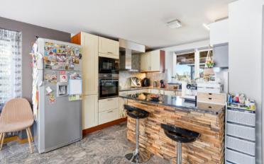 Einfamilienhaus 6.5 Zimmer - image - 3