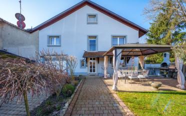 Einfamilienhaus 6.5 Zimmer - image - 1