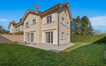 Einfamilienhaus 7.5 Zimmer - image - 1