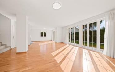 Einfamilienhaus 7.5 Zimmer - image - 3