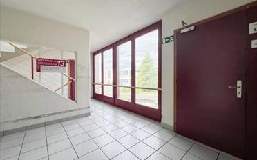 Bureau - image - 13