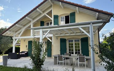 Villa - image - 2