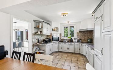 Single house 8.5 rooms - image - 1