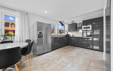 Maison 10.5 pièces - image - 4