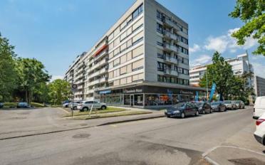 offener Parkplatz - image - 2