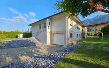 Villa 6.5 Zimmer - image - 1