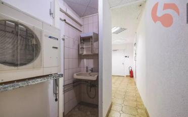 Mixed use property 11 rooms - image - 10