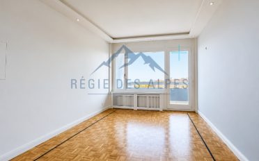 Apartment 7 rooms - image - 10