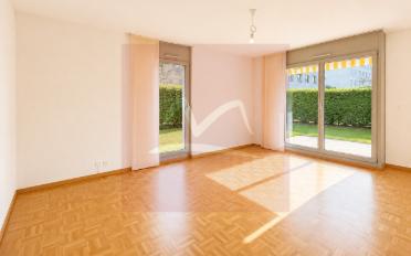 Apartment 4 rooms - image - 3