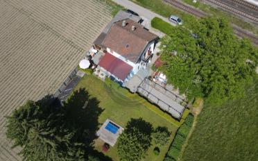 Villa 4 Zimmer - image - 3