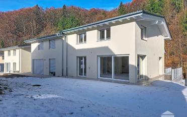 Doppeleinfamilienhaus 5.5 Zimmer - image - 1