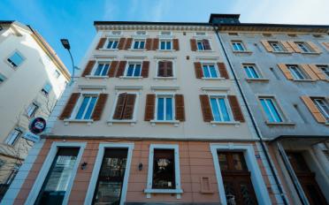 Mixed use property - image - 1