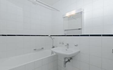 Apartment 4 rooms - image - 4