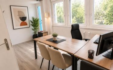 Office - image - 4