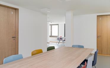 Furnished flat 1 room - image - 4