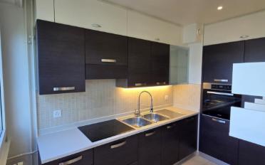 Apartment 4 rooms - image - 1