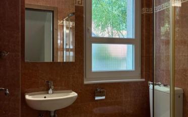 Maison contiguë 9 pièces - image - 10