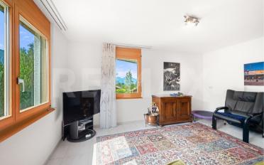 Furnished flat 6.5 rooms - image - 12