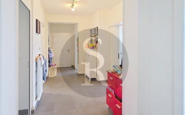 Apartment 4 rooms - image - 3