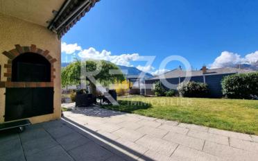 Villa 6.5 Zimmer - image - 1