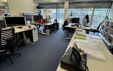 Bureau - image - 4