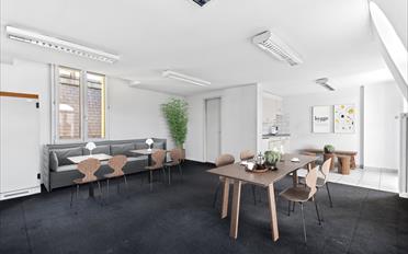 Office - image - 2