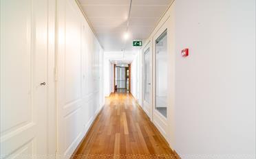 Office - image - 7