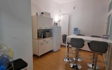 Ladenfläche - image - 8