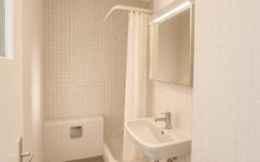 Apartment 4 rooms - image - 5