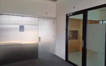 Commerce 1 pièce - image - 4