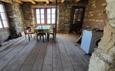 Single house - image - 3