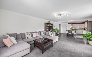 Apartment 4 rooms - image - 5
